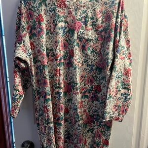 vintage floral Long Sleeve night Shirt